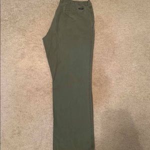 40x32 olive Patagonia Duck pants